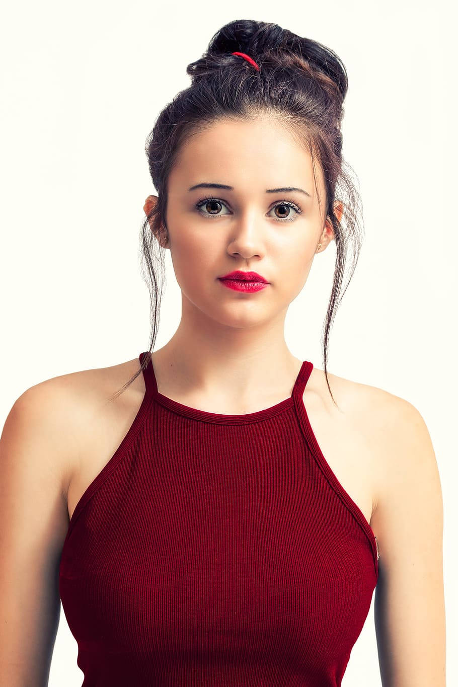 Bun Beautiful Teenage Girl Wallpaper