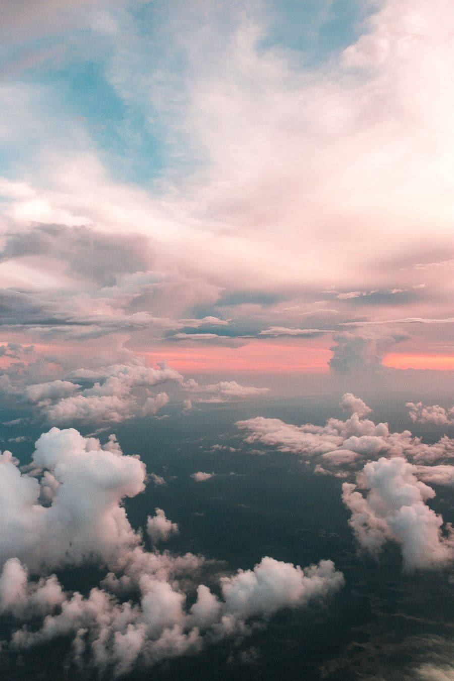 Calm Aesthetic Clouds Wallpaper