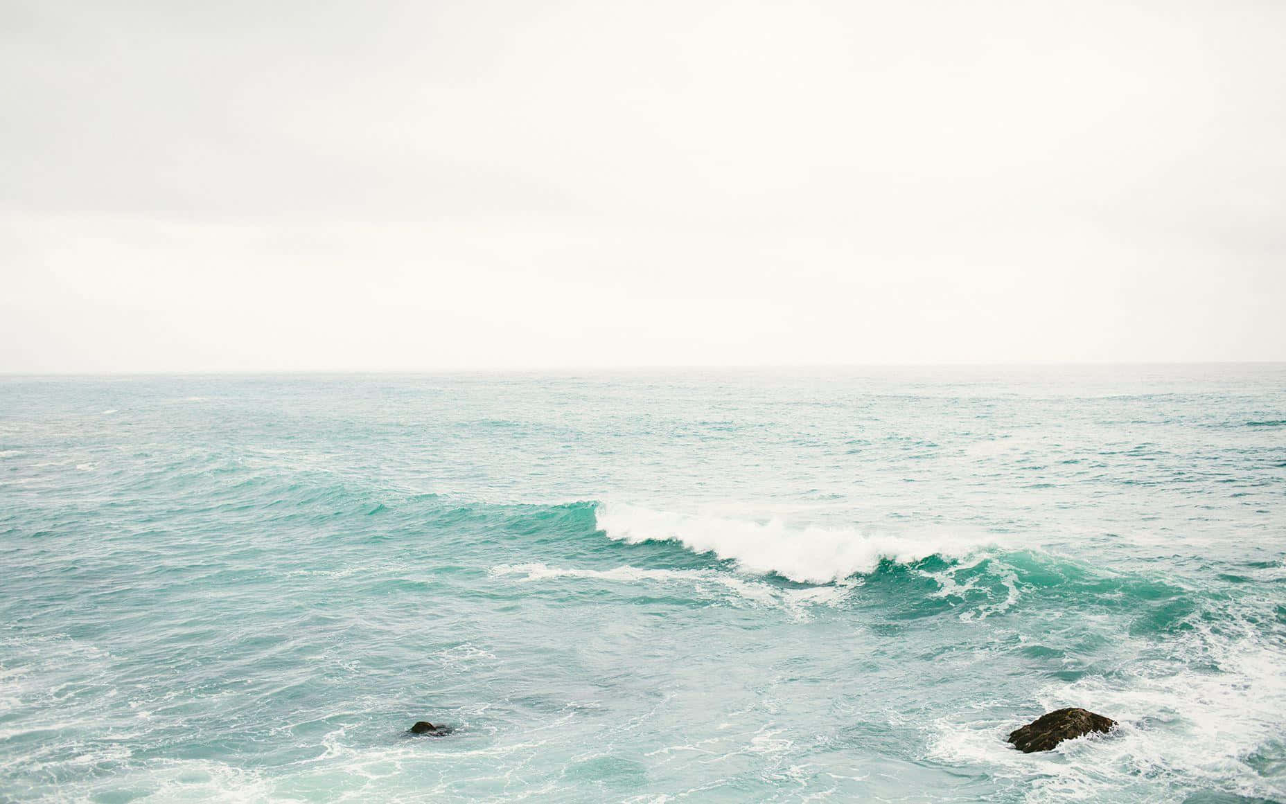 Calm Aesthetic Wave Wallpaper