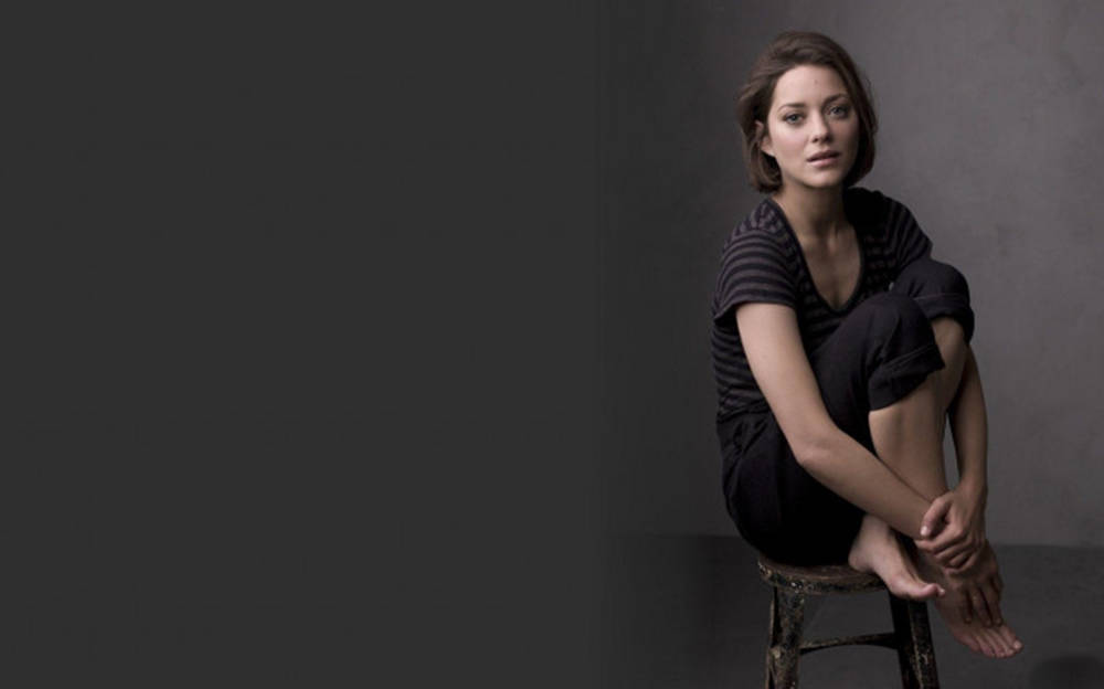 Caption: Academy Award-winning French Actress Marion Cotillard Wallpaper