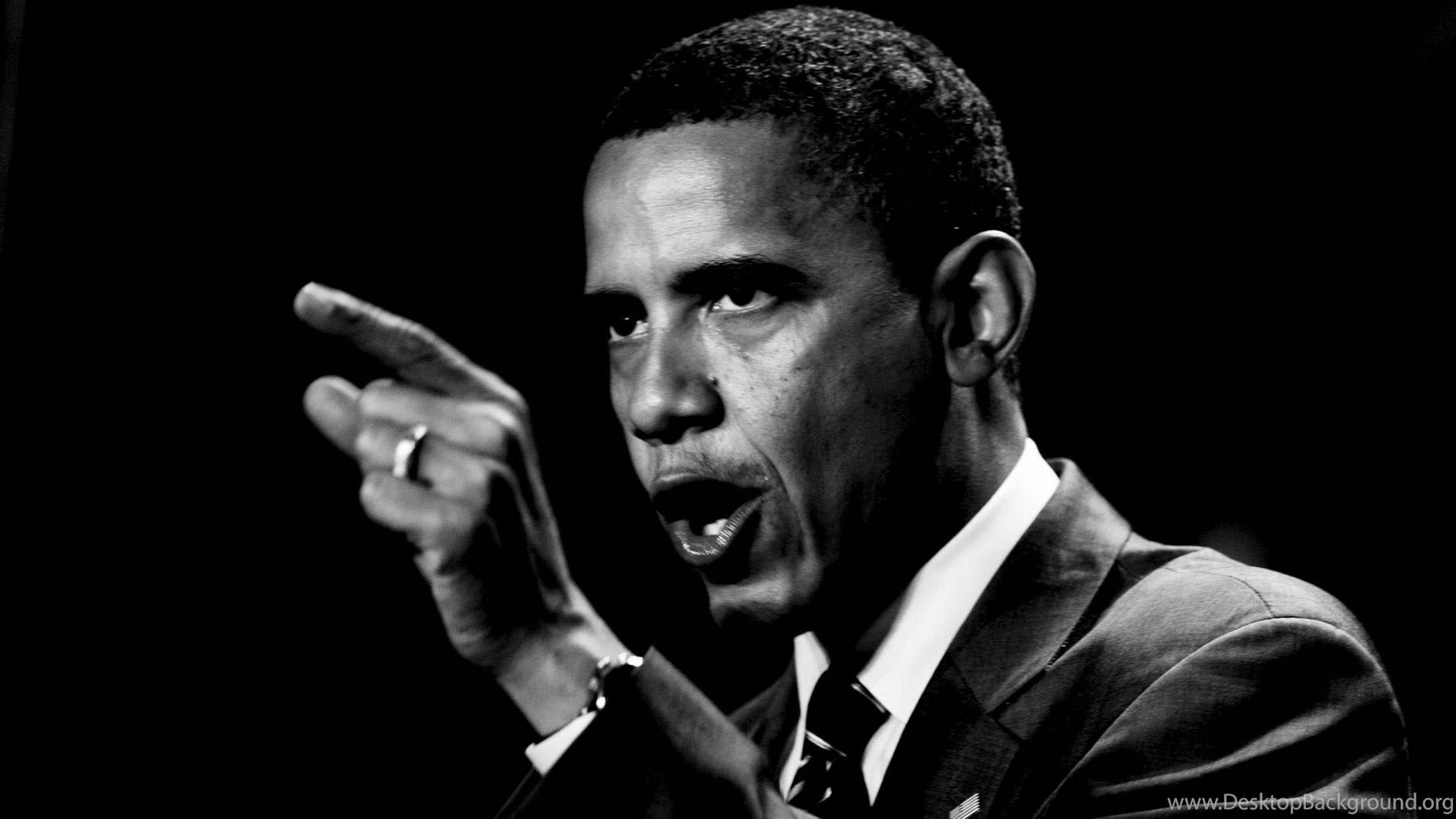 Caption: Barack Obama Delivering A Speech Wallpaper