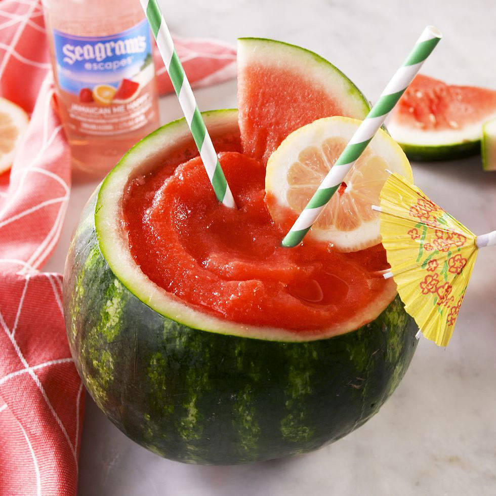 Caption: Refreshing Seagrams Gin Watermelon Cocktail Mix Wallpaper