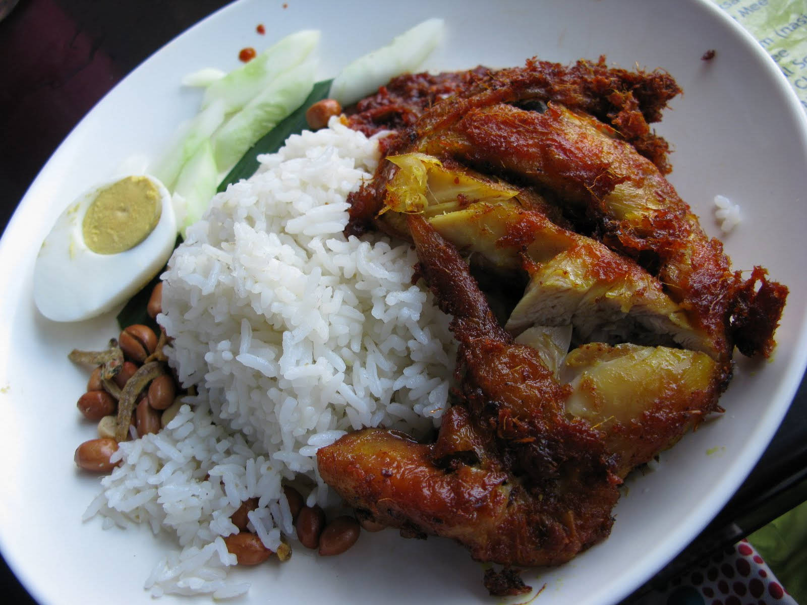 Caption: Savor The Authentic Taste Of Nasi Lemak In Village Park, Klang Valley, Malaysia Wallpaper