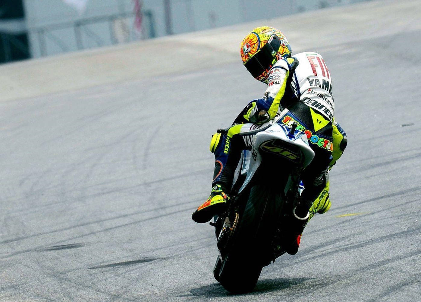 Caption: Valentino Rossi At 2015 Malaysia Grand Prix Wallpaper