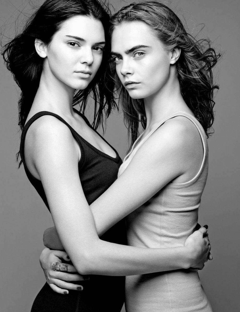 Cara Delevingne And Kendall Jenner Wallpaper