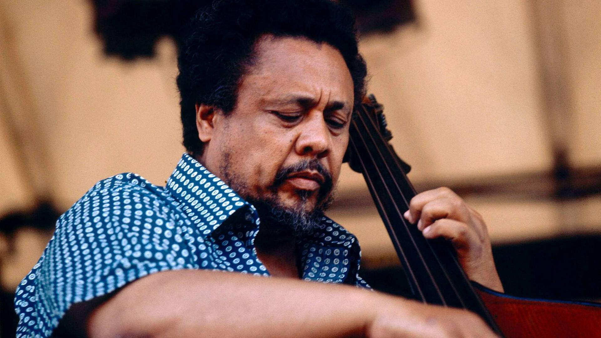 Charles Mingus Selective Focus Photo Wallpaper