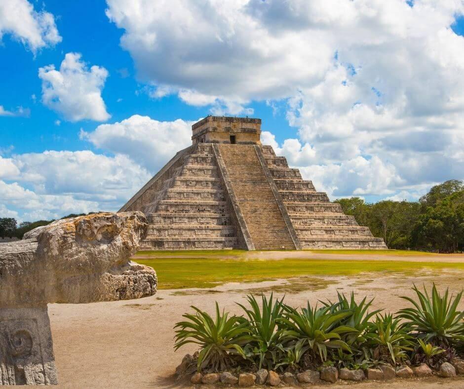 Chichen Itza Ancient Temple Wallpaper