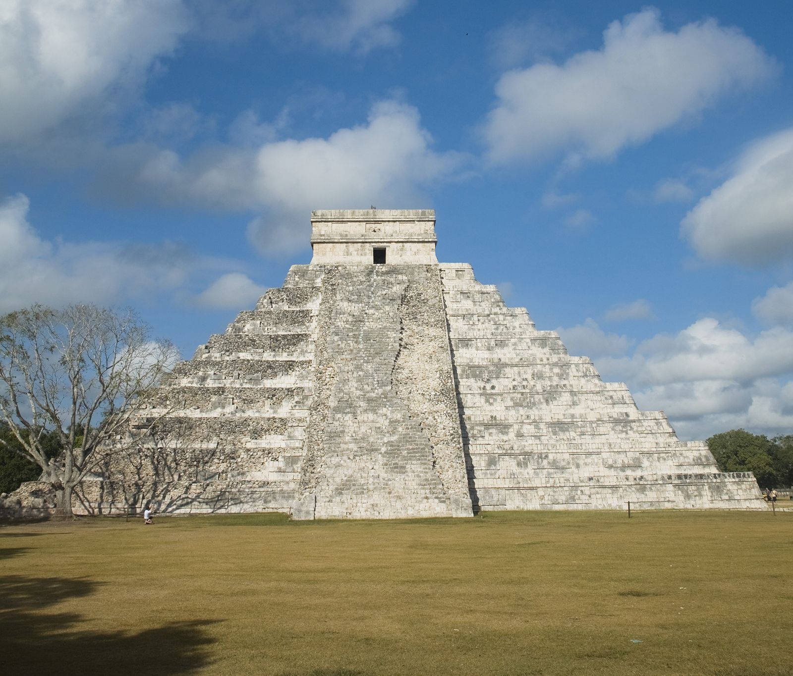 Chichen Itza White Temple Wallpaper