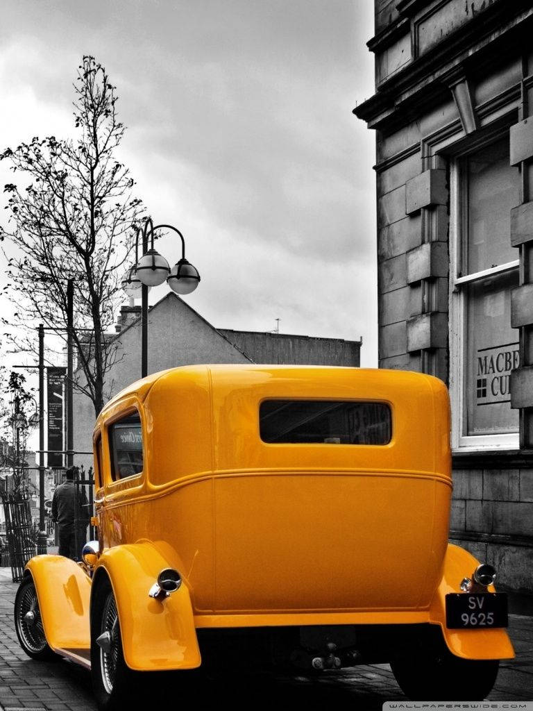 Classic Yellow 1932 Ford Wallpaper
