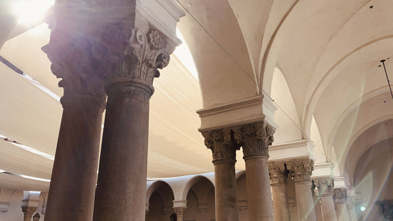 Columns At Caltech Wallpaper