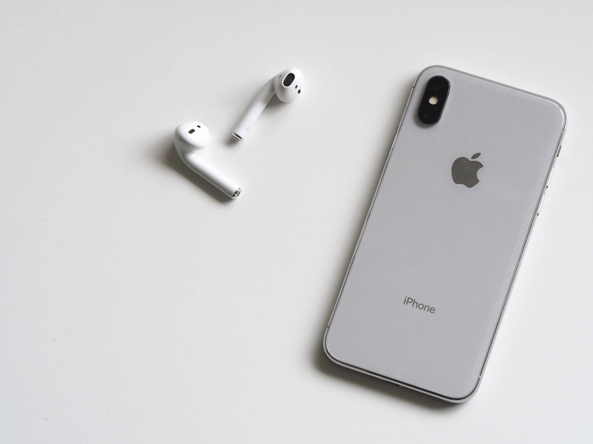 Cool Iphone Air Pods Wallpaper