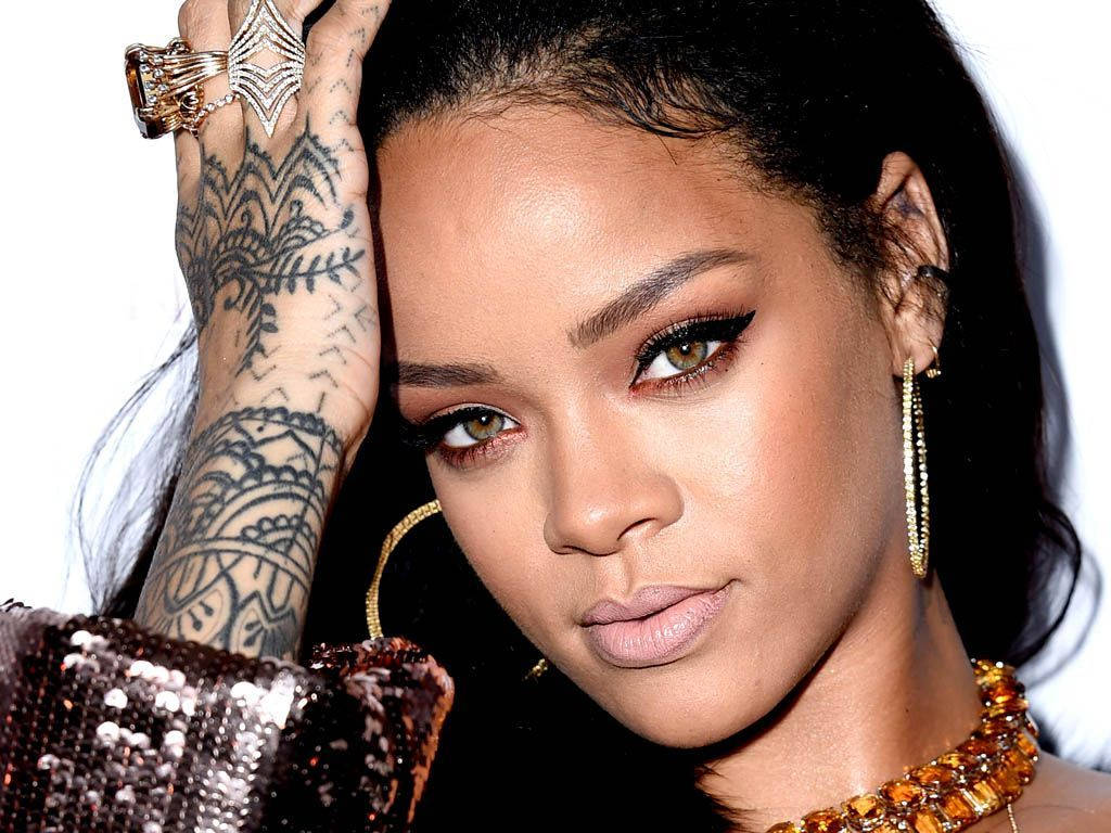 Cool Rihanna With Tattoo Wallpaper