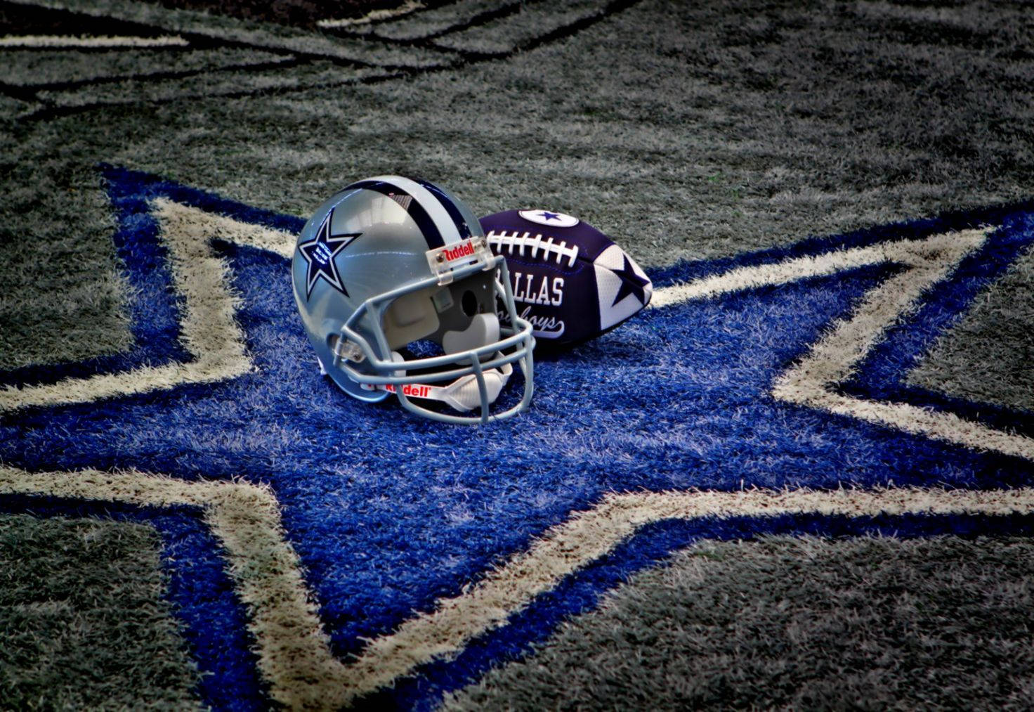 Dallas Cowboys Team Grey Helmet Wallpaper