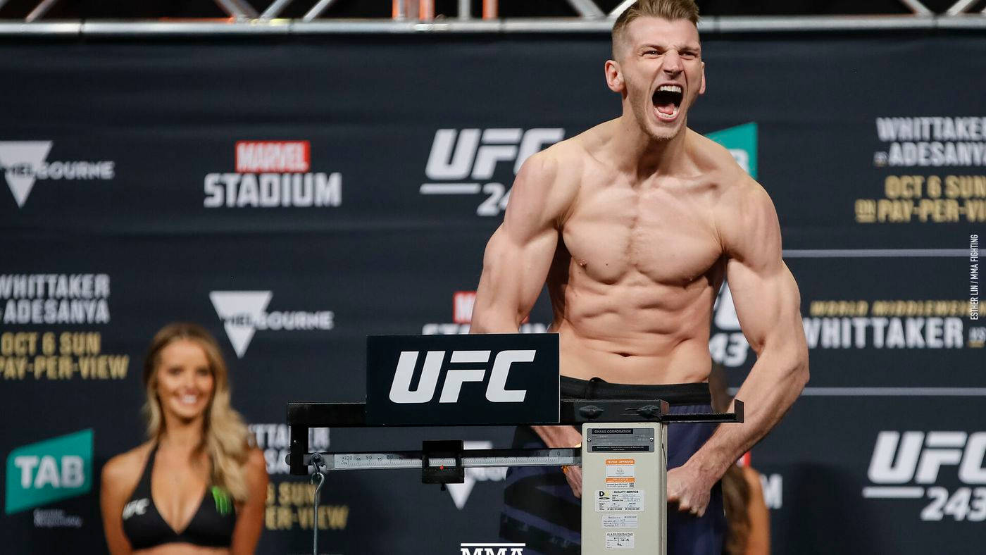 Dan Hooker Shouting Wallpaper