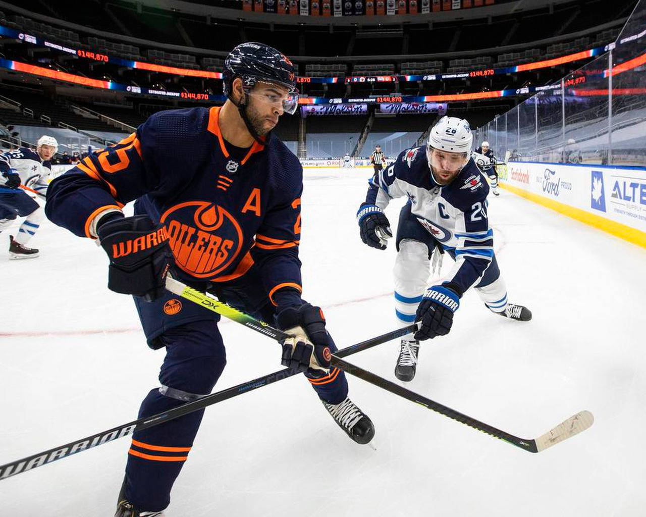 Darnell Nurse In Edmonton Oilers Versus Winnipeg Jets 2022 Wallpaper