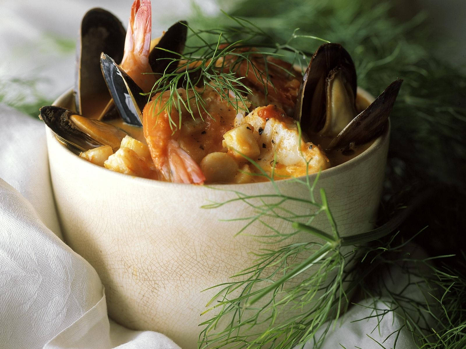 Delicious French Bouillabaisse With Fennel Fronds Wallpaper