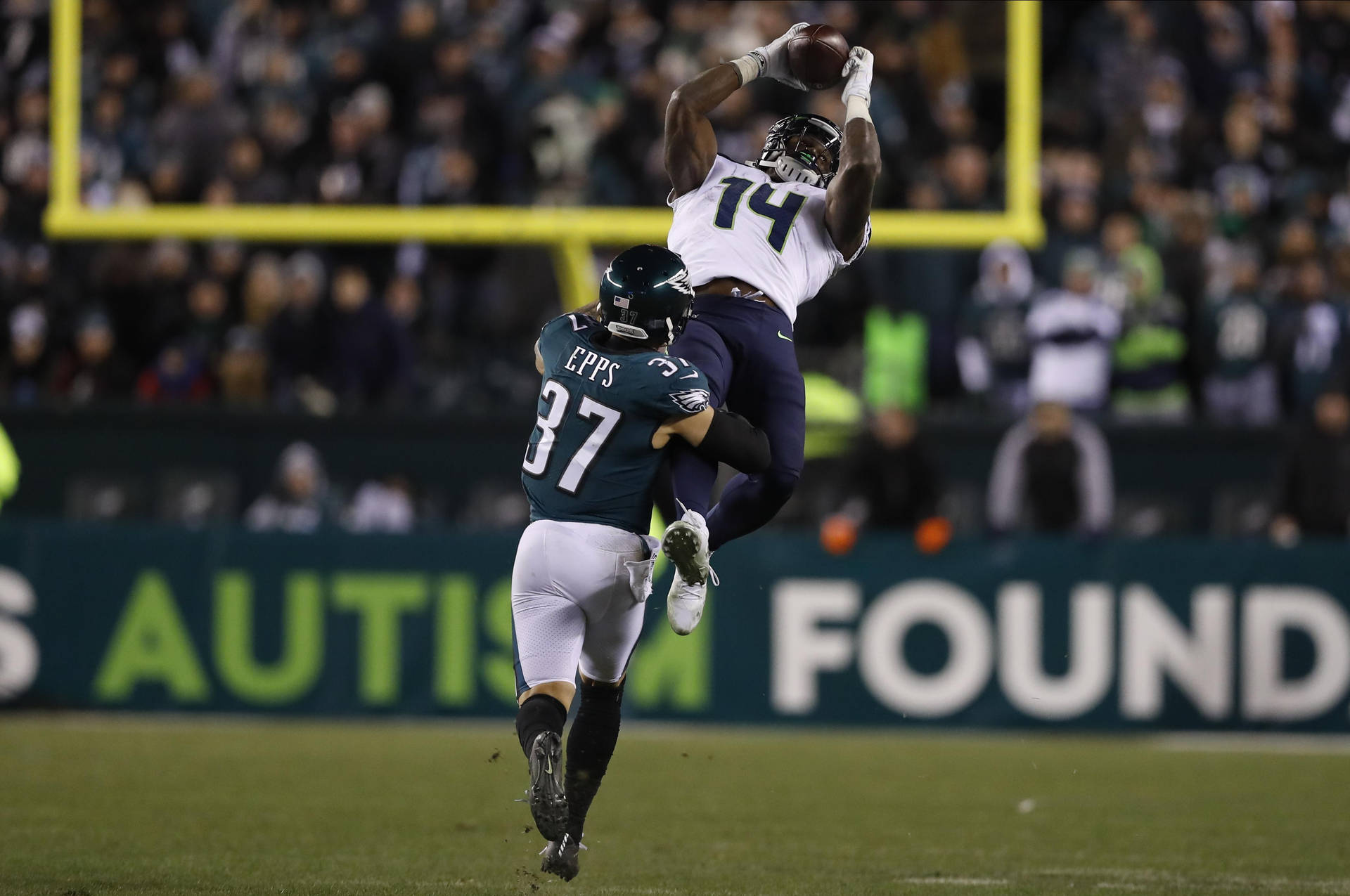 Dk Metcalf Jump Catch Wallpaper