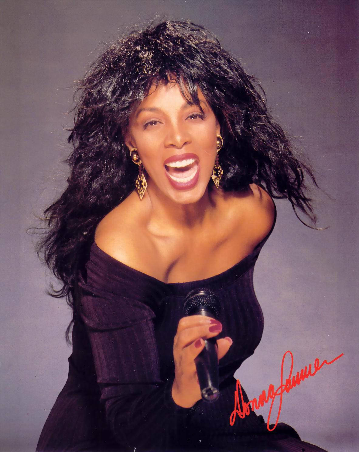 Donna Summer Queen Of Disco Autograph Sign Wallpaper