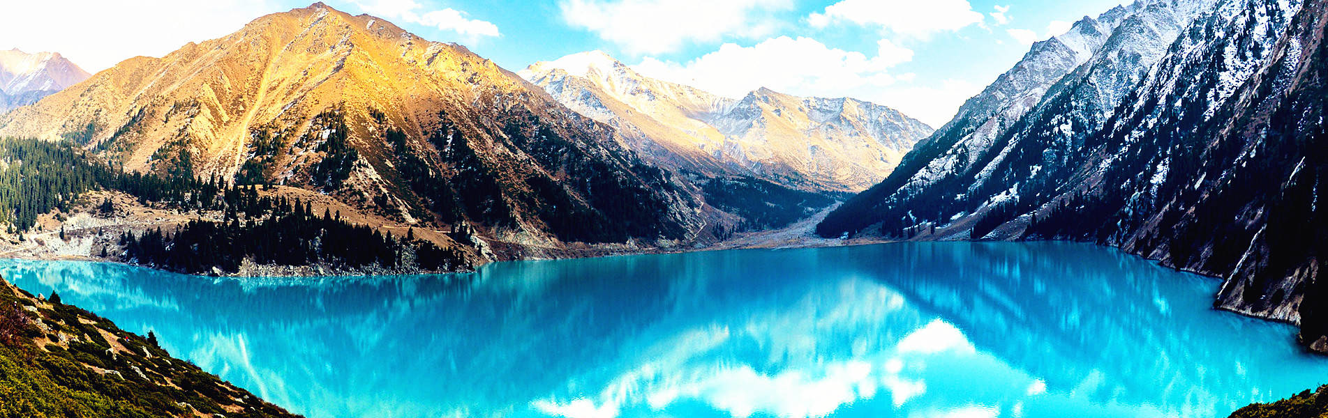 Dual Screen Big Almaty Lake Kazakhstan Wallpaper