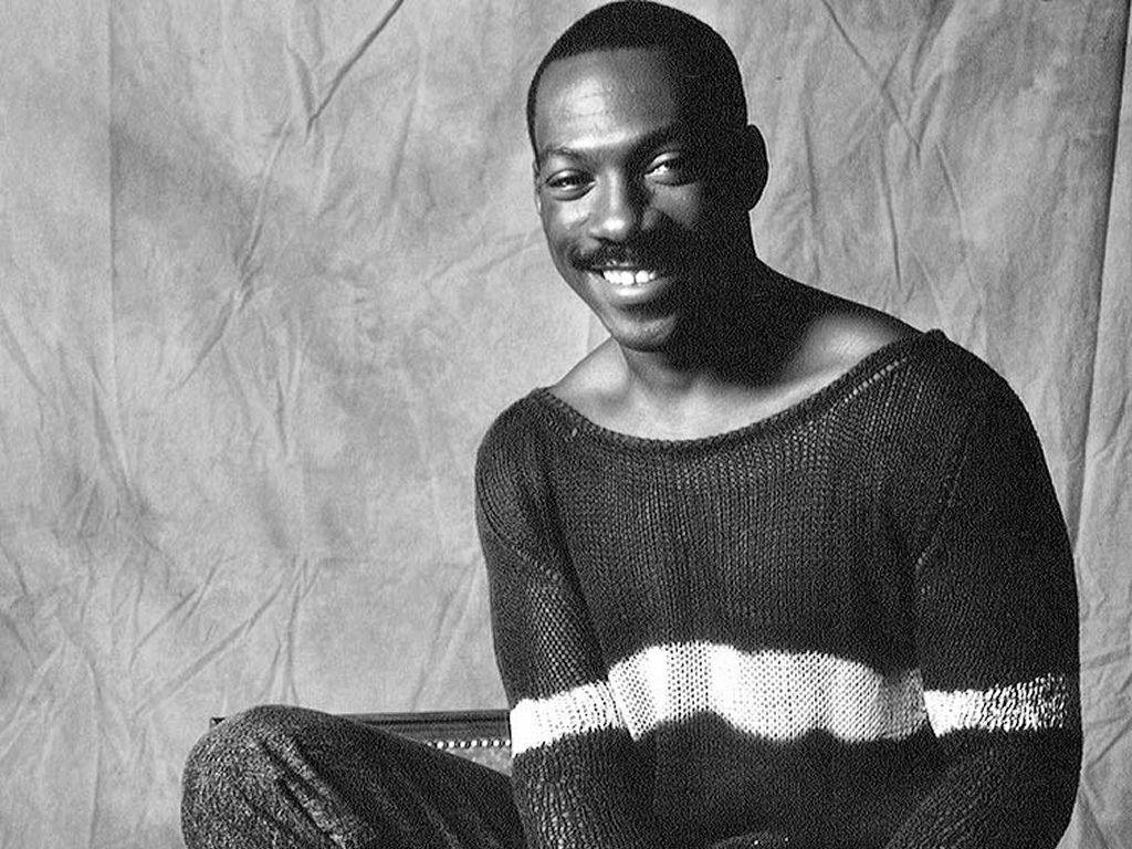 Eddie Murphy Knitted Sweater Wallpaper