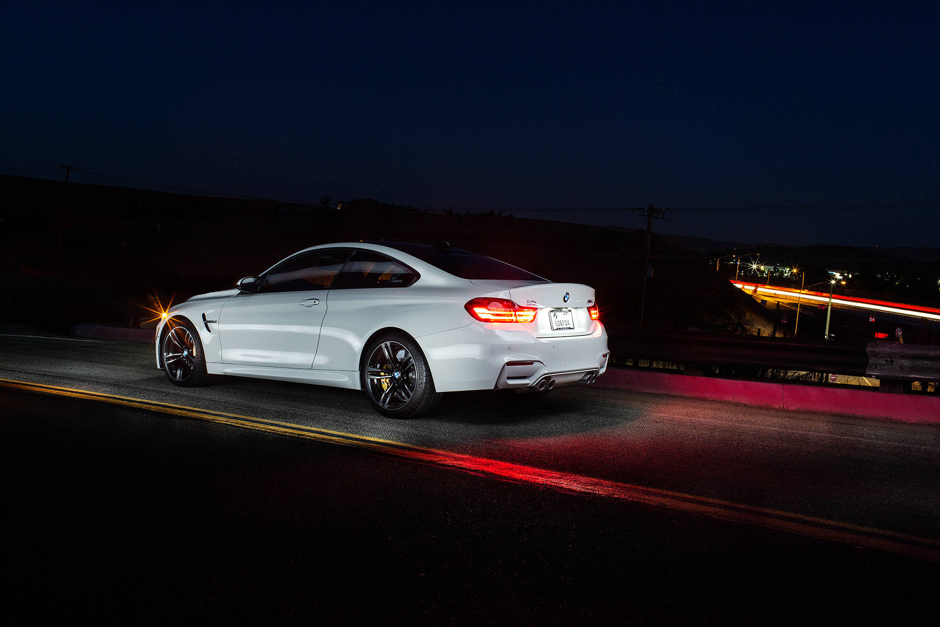 Elegance In Motion - 2015 Full Hd White Bmw M4 Wallpaper