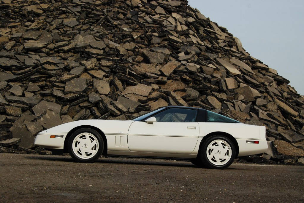 Elegance In Power - C4 Corvette On Broken Concrete Wallpaper