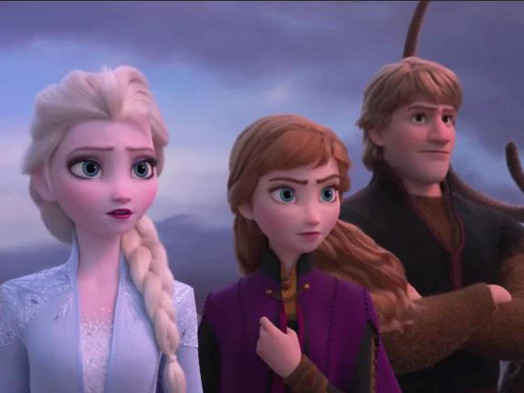 Elsa, Anna, And Kristoff Frozen 2 Wallpaper