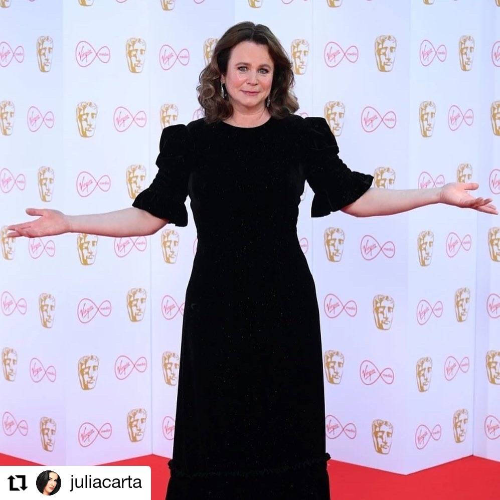 Emily Watson At The Bafta Tv Awards Wallpaper