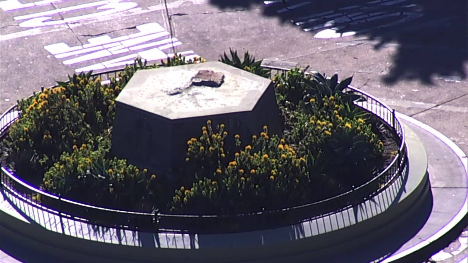 Empty Columbus Statue Near Coit Tower Wallpaper