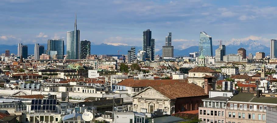 Entire City View Of Milan Wallpaper