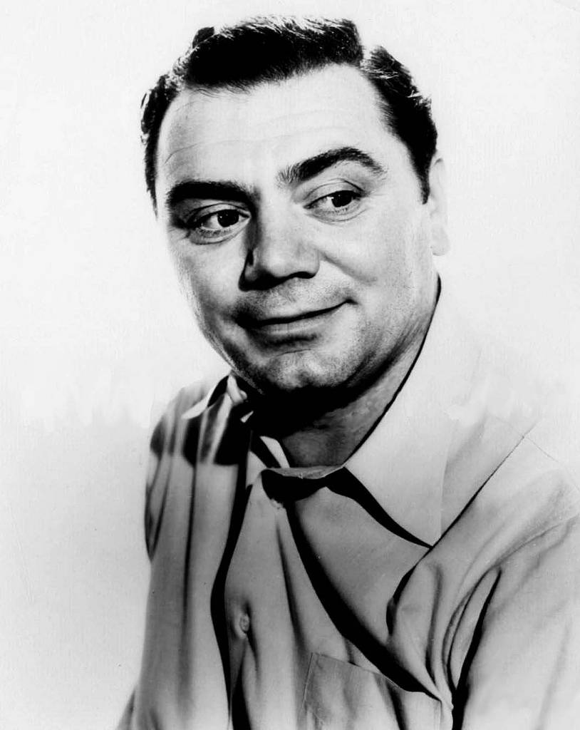 Ernest Borgnine Young Actor Portrait Wallpaper