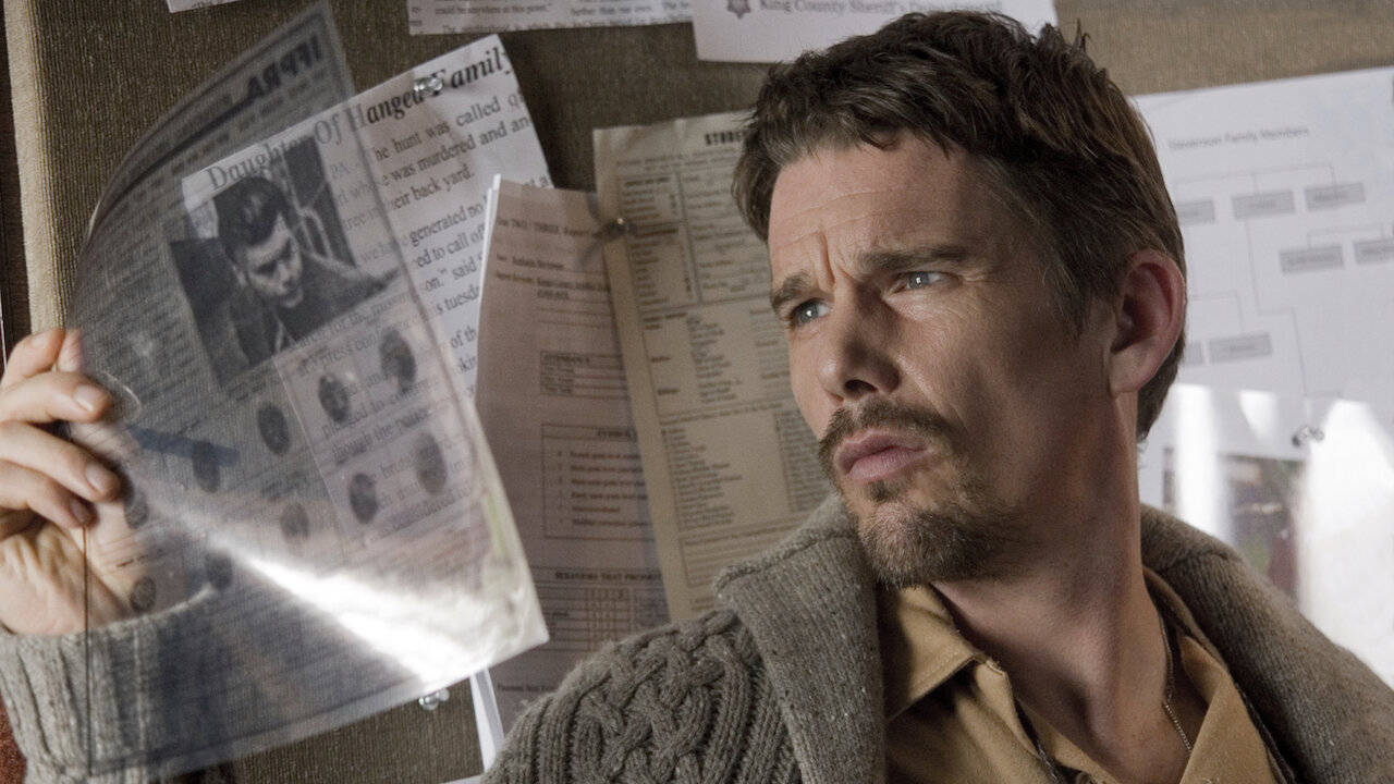 Ethan Hawke As Ellison In Sinister Wallpaper