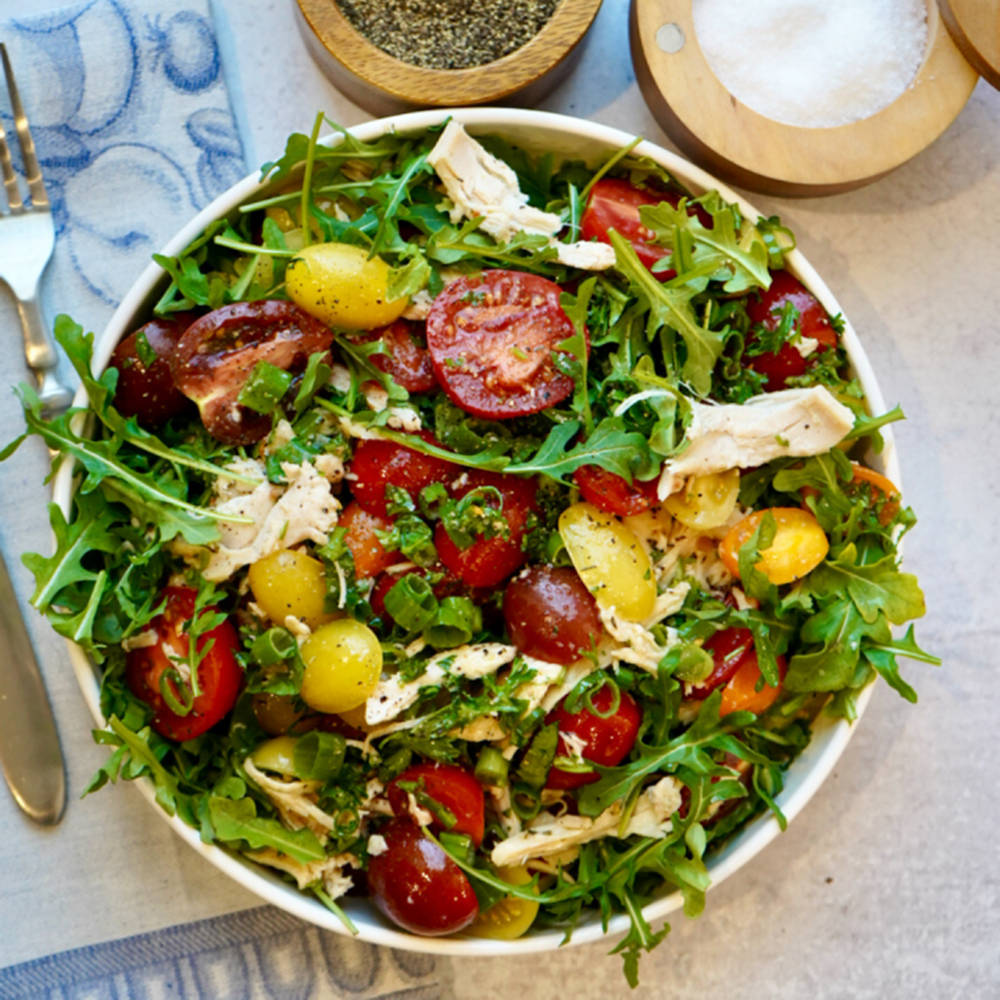 Exquisite Arugula, Tomato, Potato, And Chicken Salad Wallpaper