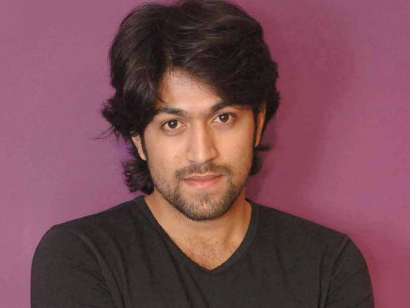 Famous Actor Rocking Star Yash 4k Wallpaper