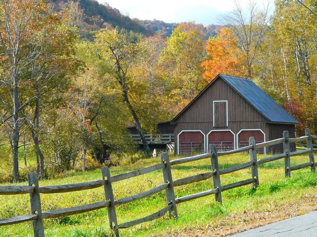 Farmhouse Beside A Country Road Wallpaper