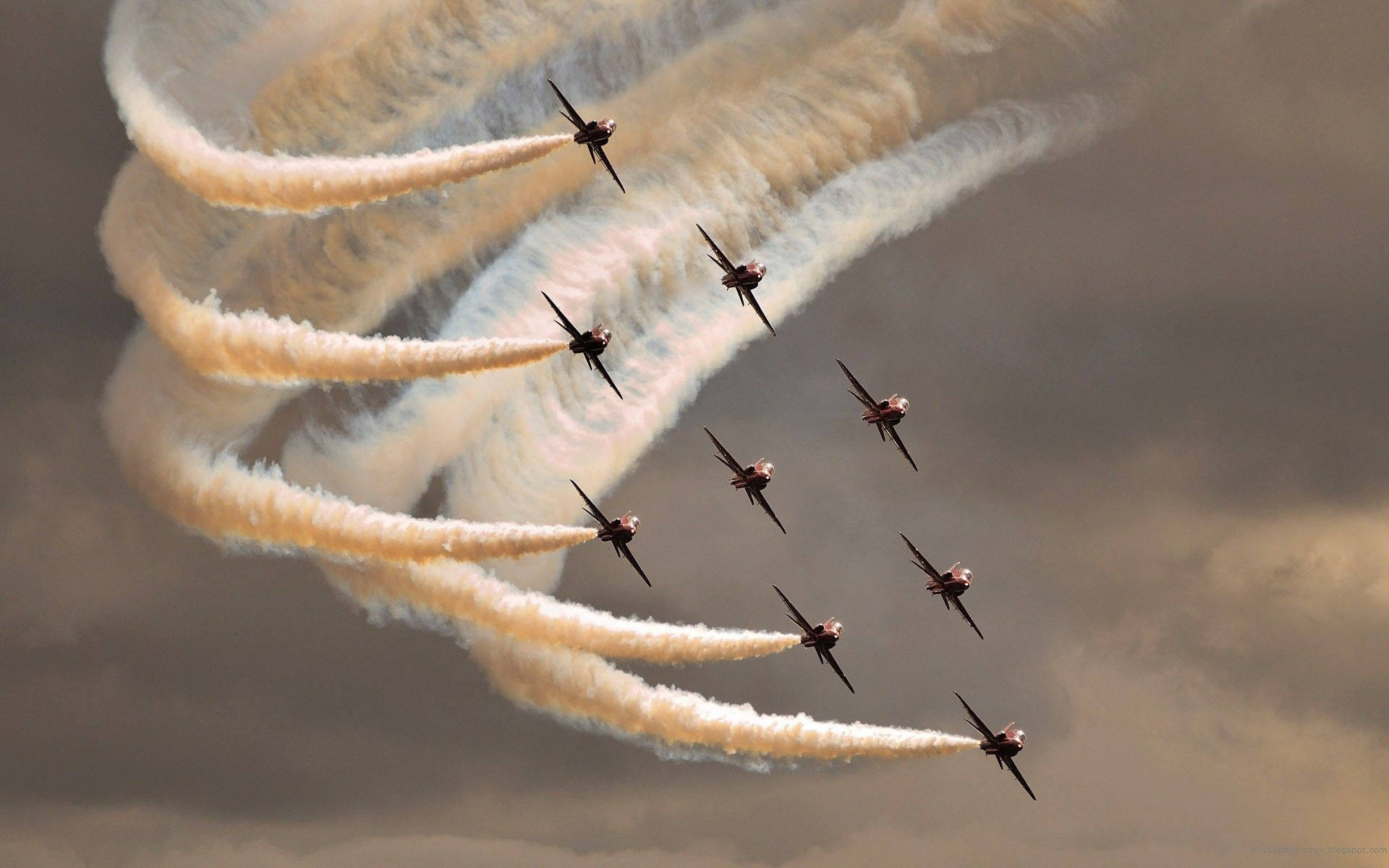 Fighter Jets In An Airshow Wallpaper