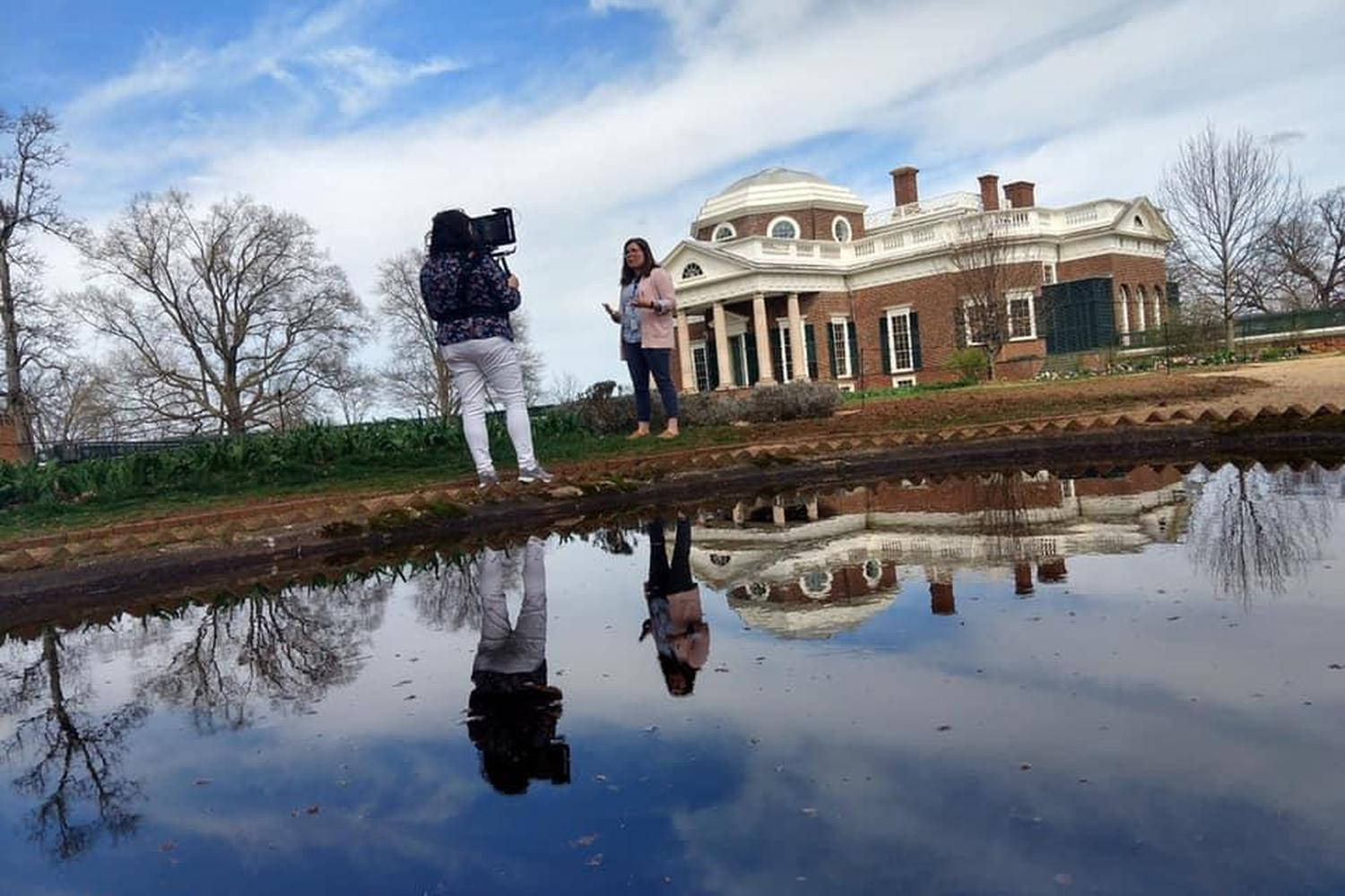 Film Crew Capturing The Majestic Beauty Of Monticello Wallpaper