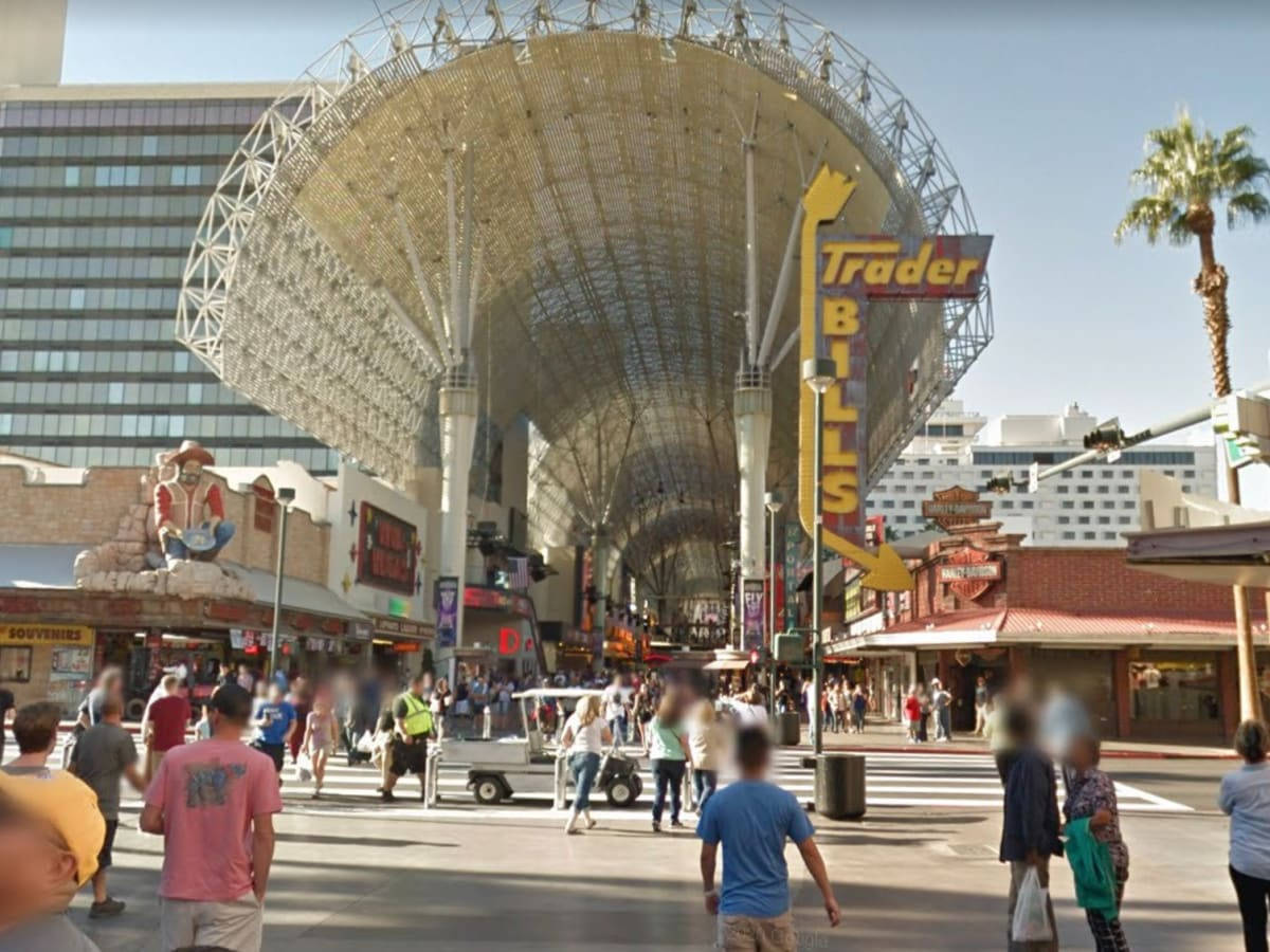 Fremont Street In The Morning Wallpaper