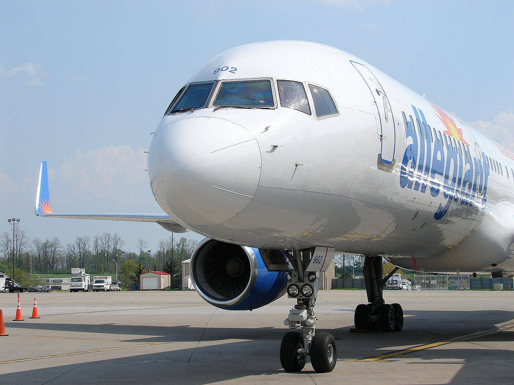 Front View Allegiant Air Wallpaper