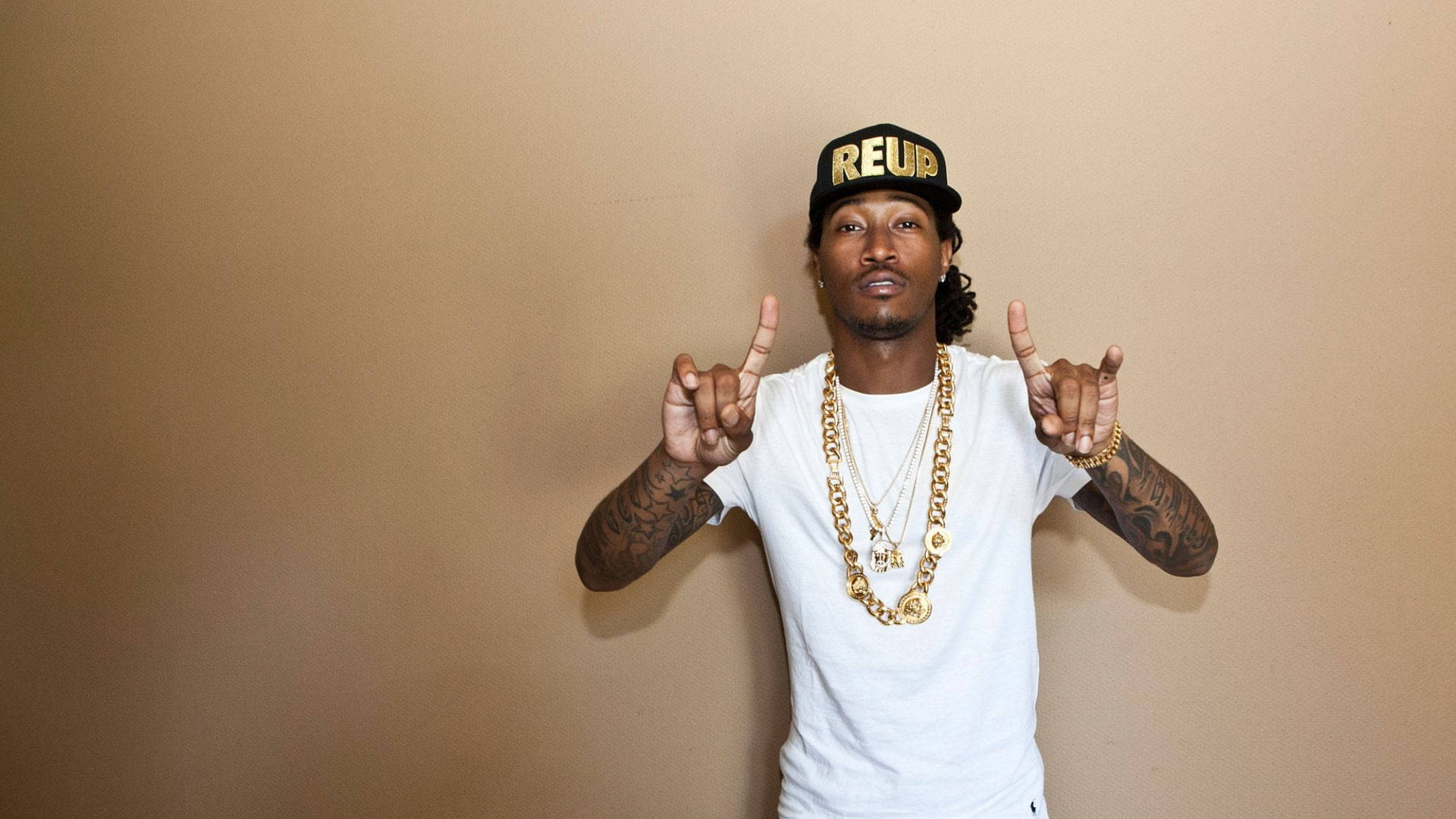 Future Rapper In White Shirt Wallpaper