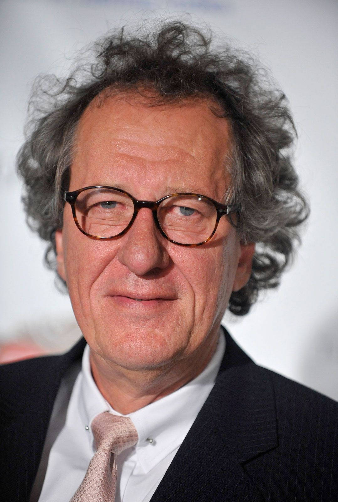 Geoffrey Rush Movie Actor Portrait Wallpaper