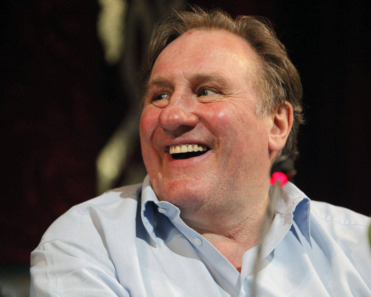 Gérard Depardieu Happy Face Wallpaper