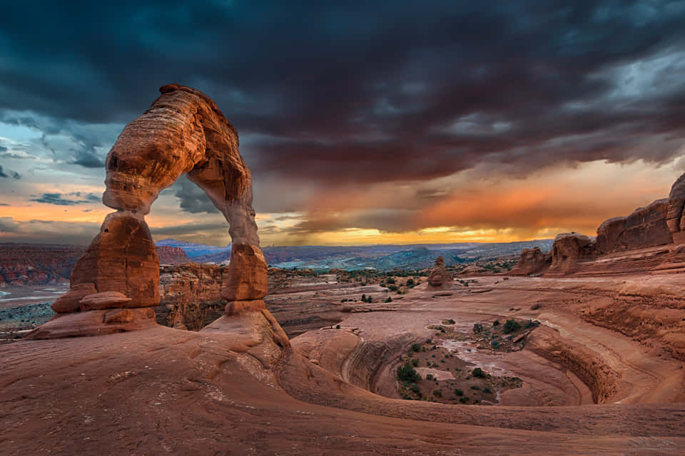 Grand Majestic Delicate Arch Wallpaper