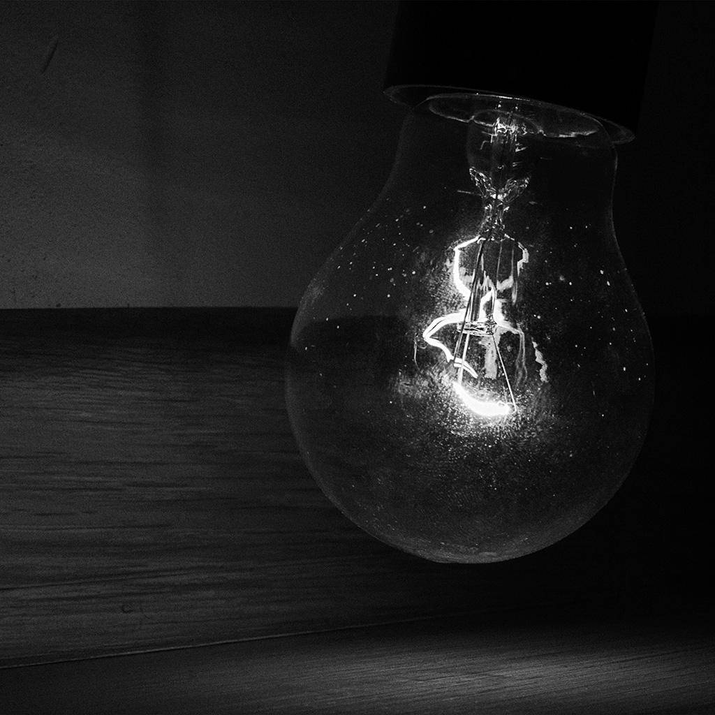 Grayscale Lightbulb Black Lover Background Wallpaper