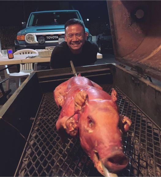 Grilling Lechon Wallpaper