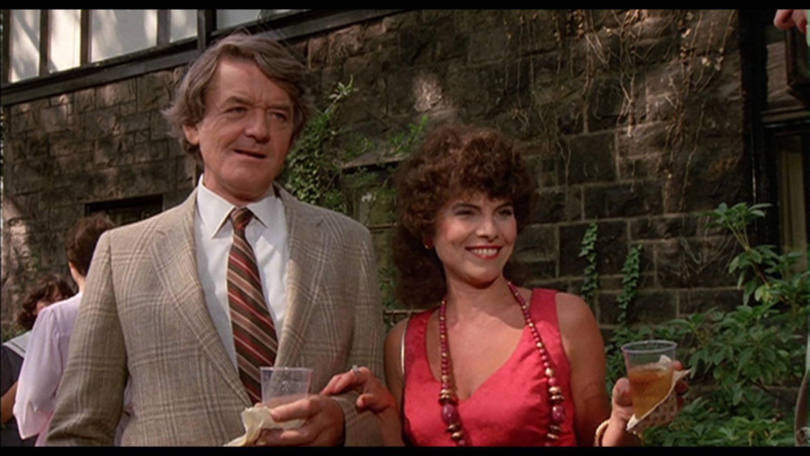 Hal Holbrook And Adrienne Barbeau In Creepshow - Vintage Film Scene Wallpaper