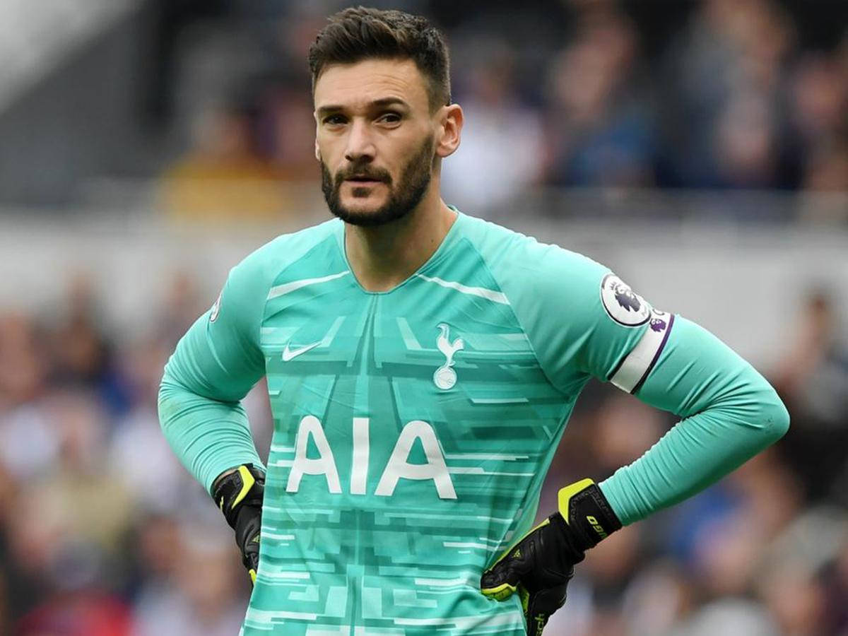 Hands On Hips Hugo Lloris Wallpaper