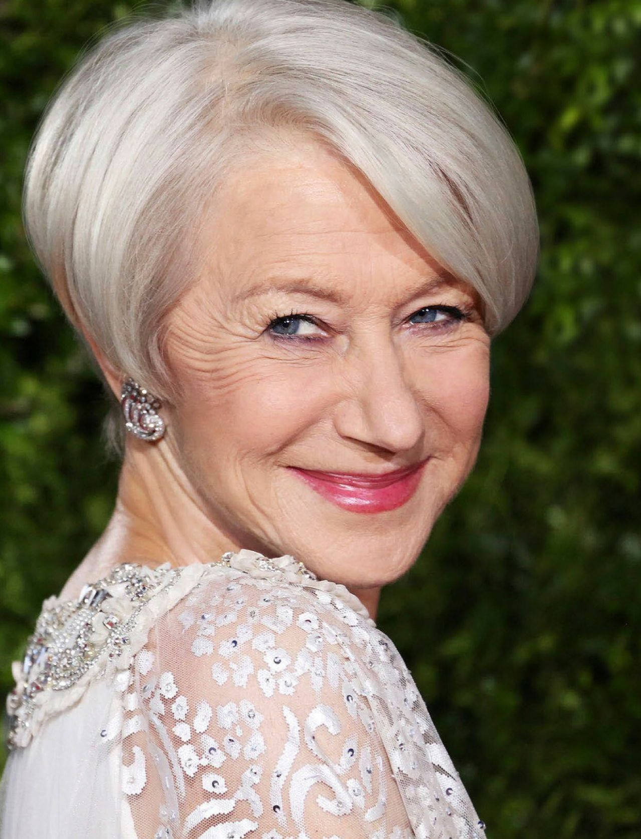 Helen Mirren Celebrity Silver Hair Wallpaper