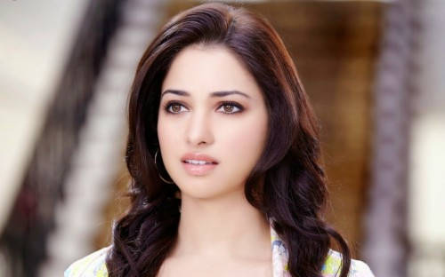 Heroine Tamanna Bhatia Looking Afar Wallpaper