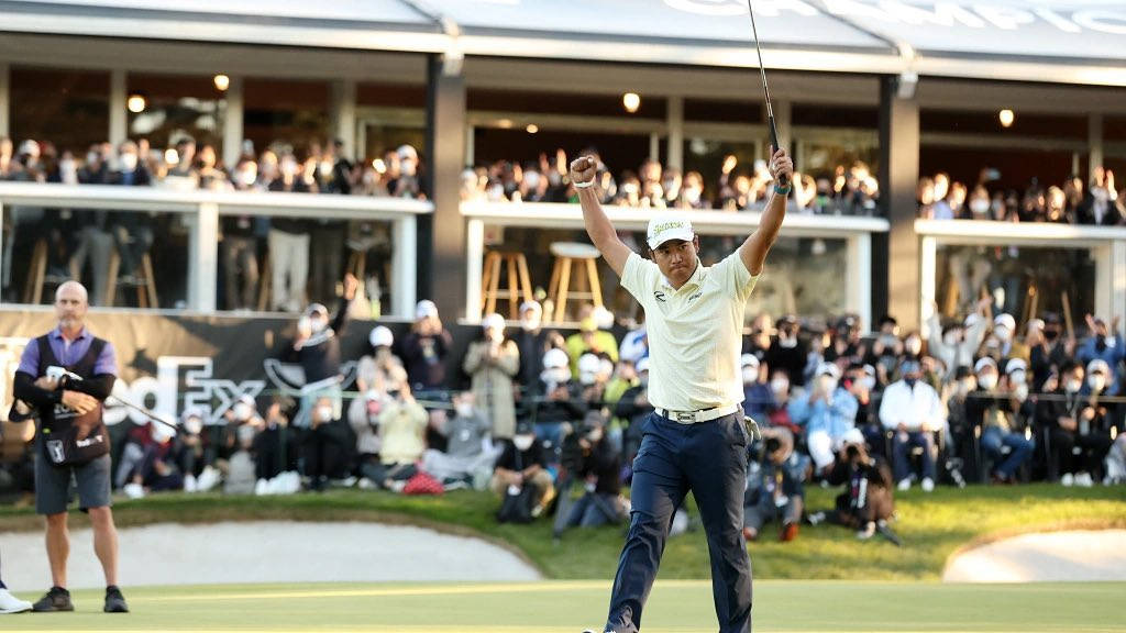 Hideki Matsuyama Celebrating Wallpaper